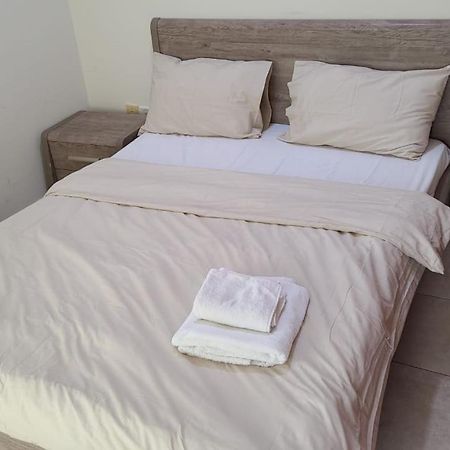 Cozy 2Bhk Near To Dmcc Metro Station -505 Apartment Dubai Ngoại thất bức ảnh