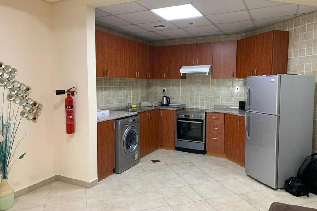Cozy 2Bhk Near To Dmcc Metro Station -505 Apartment Dubai Ngoại thất bức ảnh