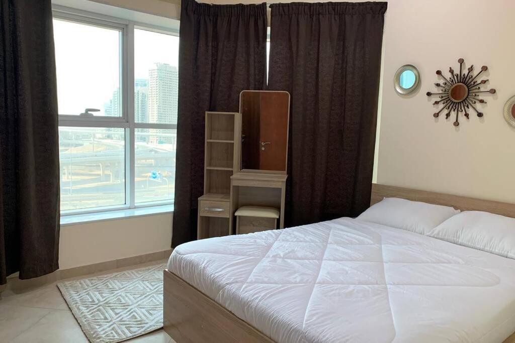 Cozy 2Bhk Near To Dmcc Metro Station -505 Apartment Dubai Ngoại thất bức ảnh